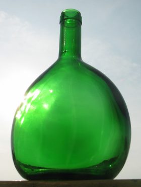 Bocksbeutel_bottle